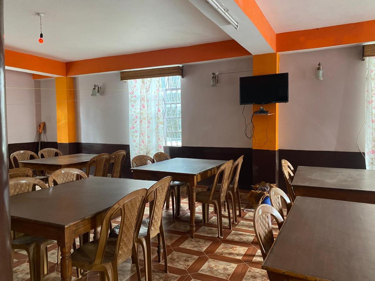 Hotel White Orchid Ravangla Экстерьер фото